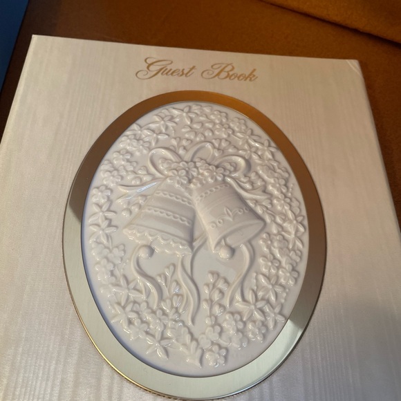 Lenox Wedding Guest Book,Lenox China Wedding Bells on Front, new in original box - Picture 9 of 10